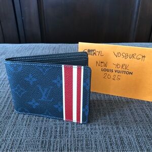 Tricolor Heritage Line Multiple Wallet.